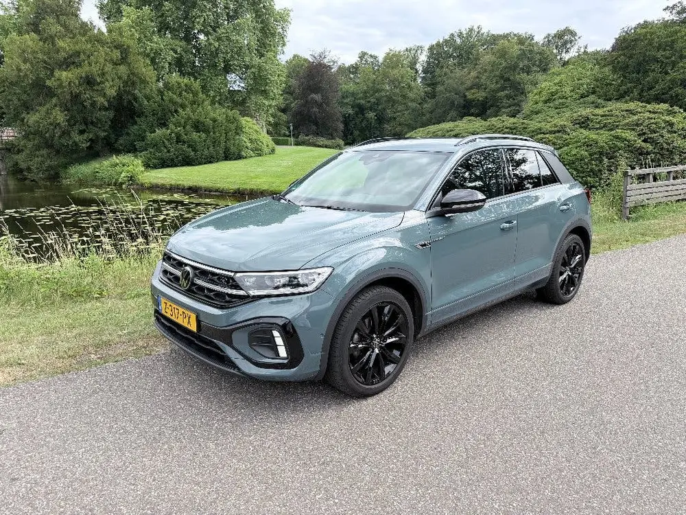 Volkswagen T-Roc 1.5 TSI 150pk DSG / R-Line / Black Style uit 2022, foto 8