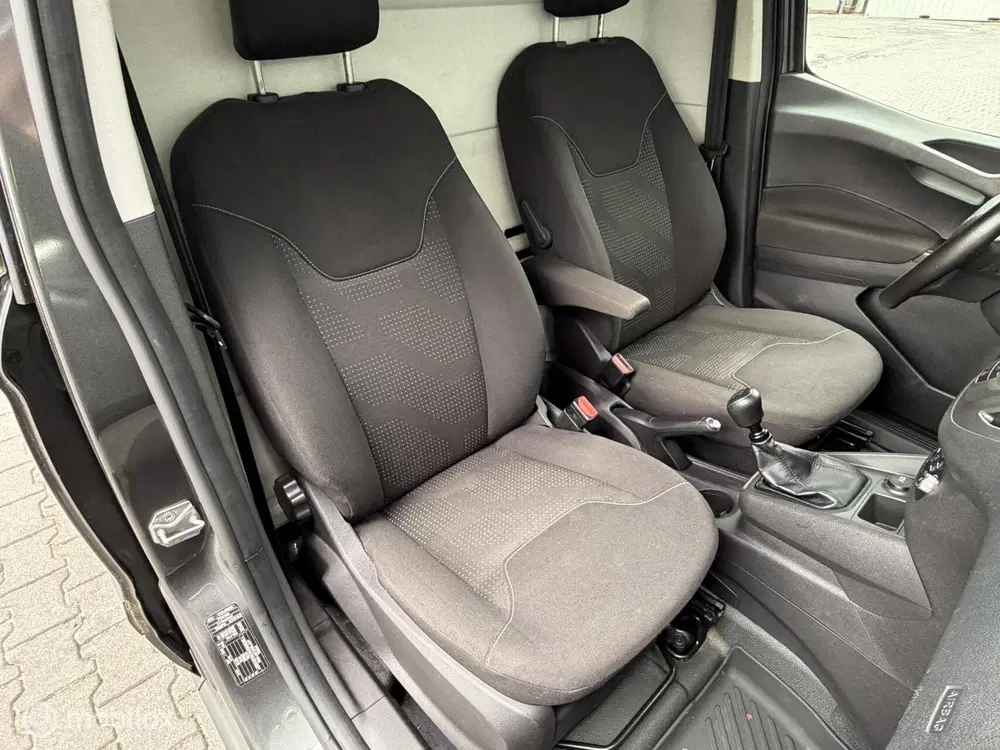 Ford Transit Courier 2020 1.0 Benzine Marge Airco uit 2020, foto 15