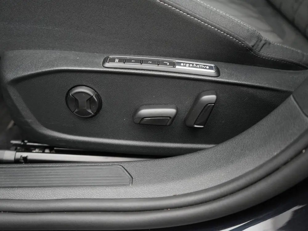 Volkswagen Golf 1.4 eHybrid Style | Apple/Android Play | Cam uit 2023, foto 17