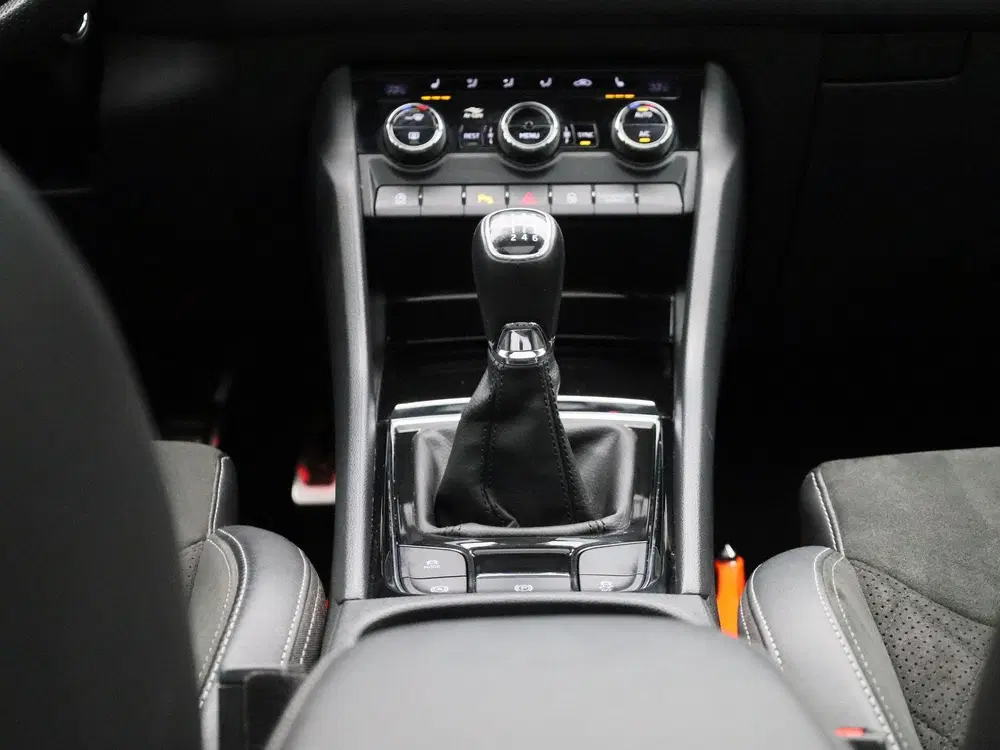 Skoda Kodiaq 1.5 TSI Sportline Business 7p. PANORAMADAK uit 2023, foto 10