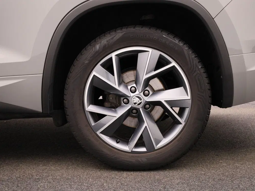 Skoda Kodiaq 1.5 TSI Sportline Business 7p. PANORAMADAK uit 2023, foto 14