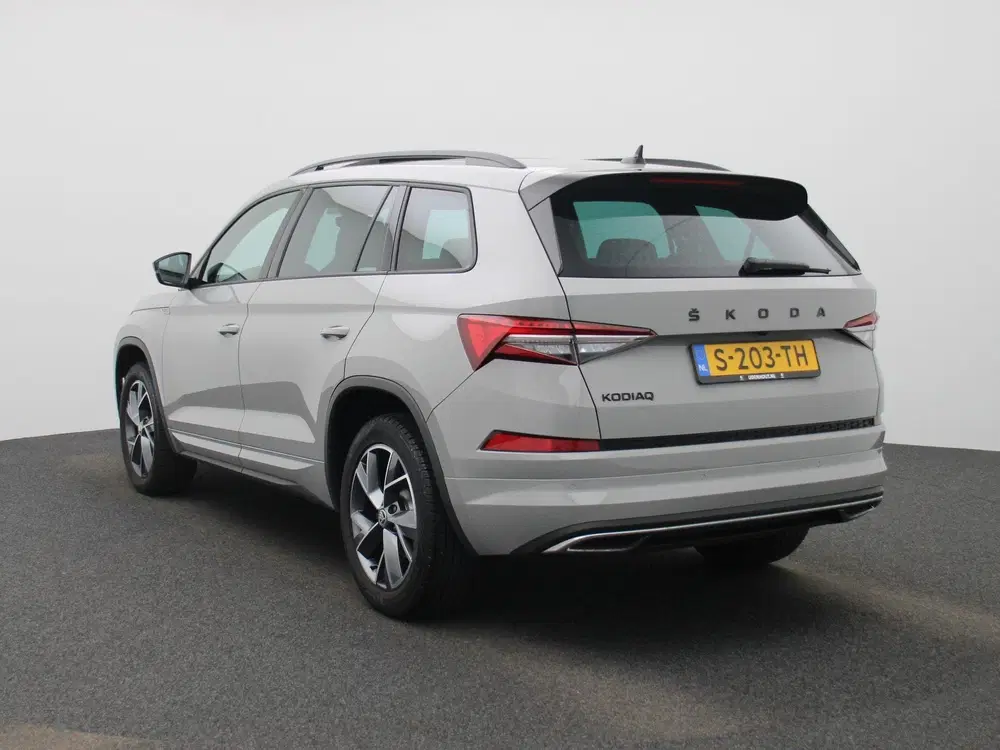 Skoda Kodiaq 1.5 TSI Sportline Business 7p. PANORAMADAK uit 2023, foto 2