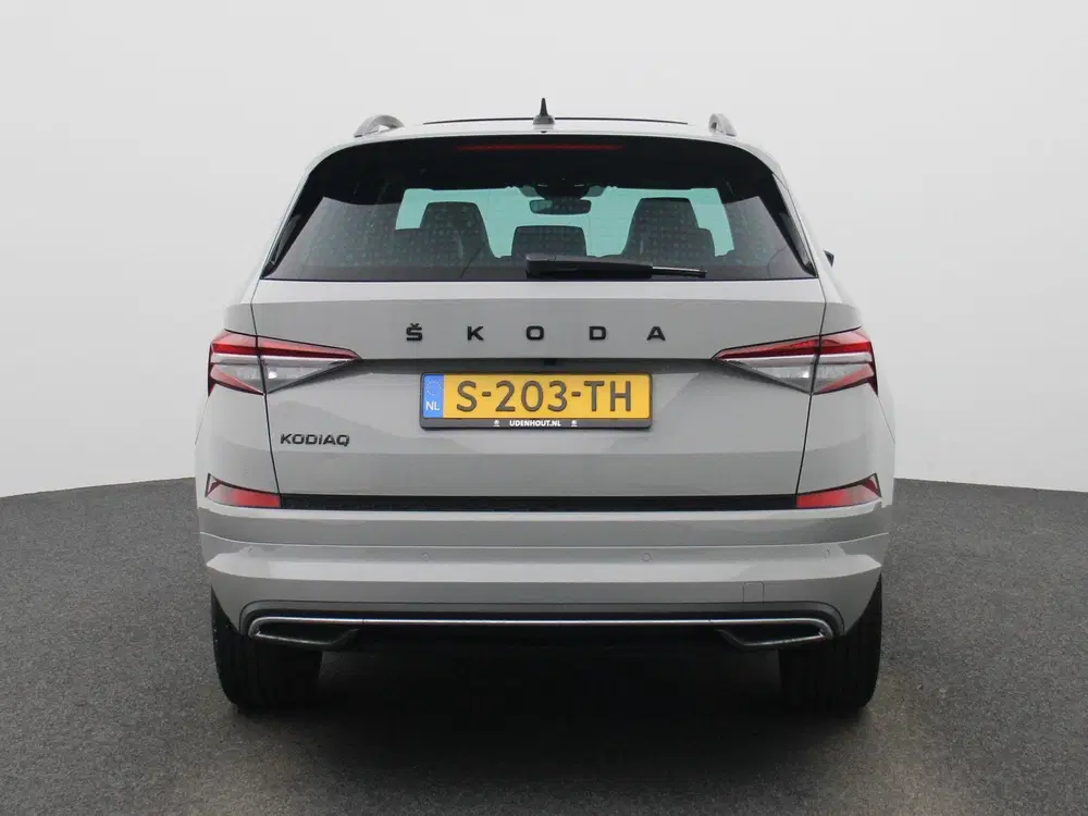 Skoda Kodiaq 1.5 TSI Sportline Business 7p. PANORAMADAK uit 2023, foto 5