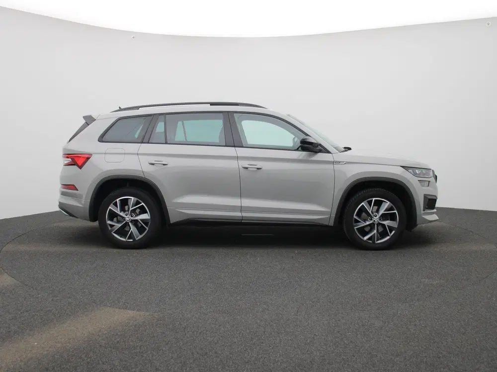 Skoda Kodiaq 1.5 TSI Sportline Business 7p. PANORAMADAK uit 2023, foto 6