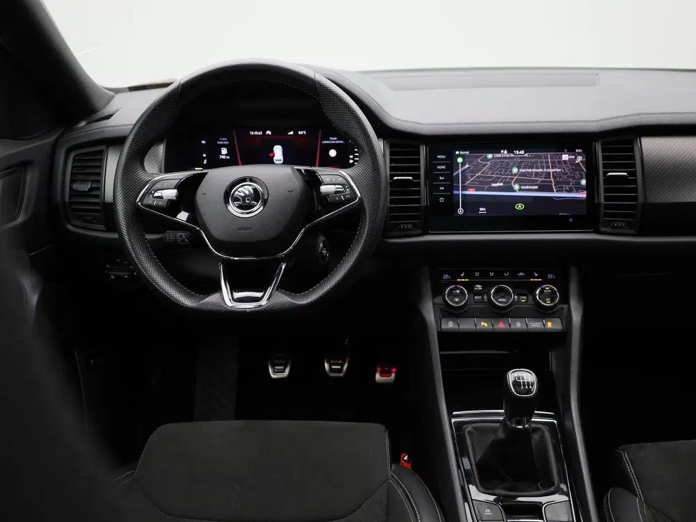 Skoda Kodiaq 1.5 TSI Sportline Business 7p. PANORAMADAK uit 2023, foto 7