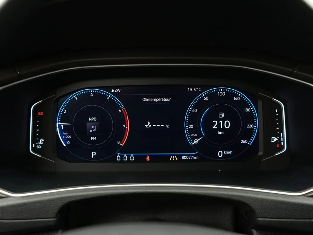 Volkswagen T-Roc 1.5 TSI Sport Business R AUTOMAAT | PANORAM uit 2019, foto 11