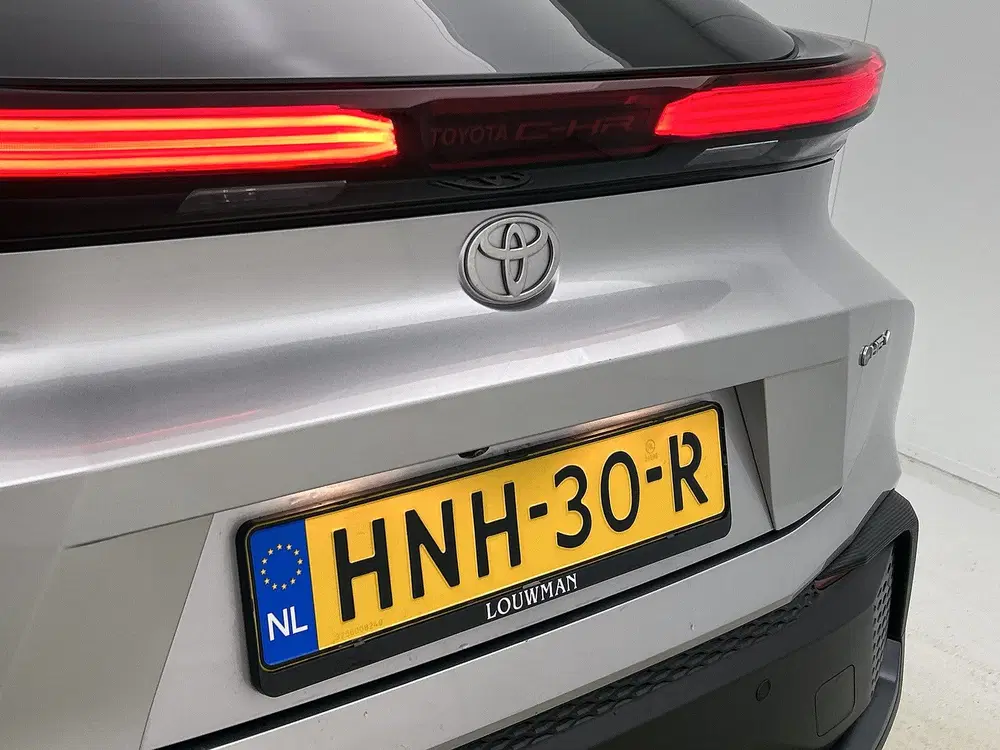 Toyota C-Hr 1.8 Hybrid 140 First Edition uit 2025, foto 19