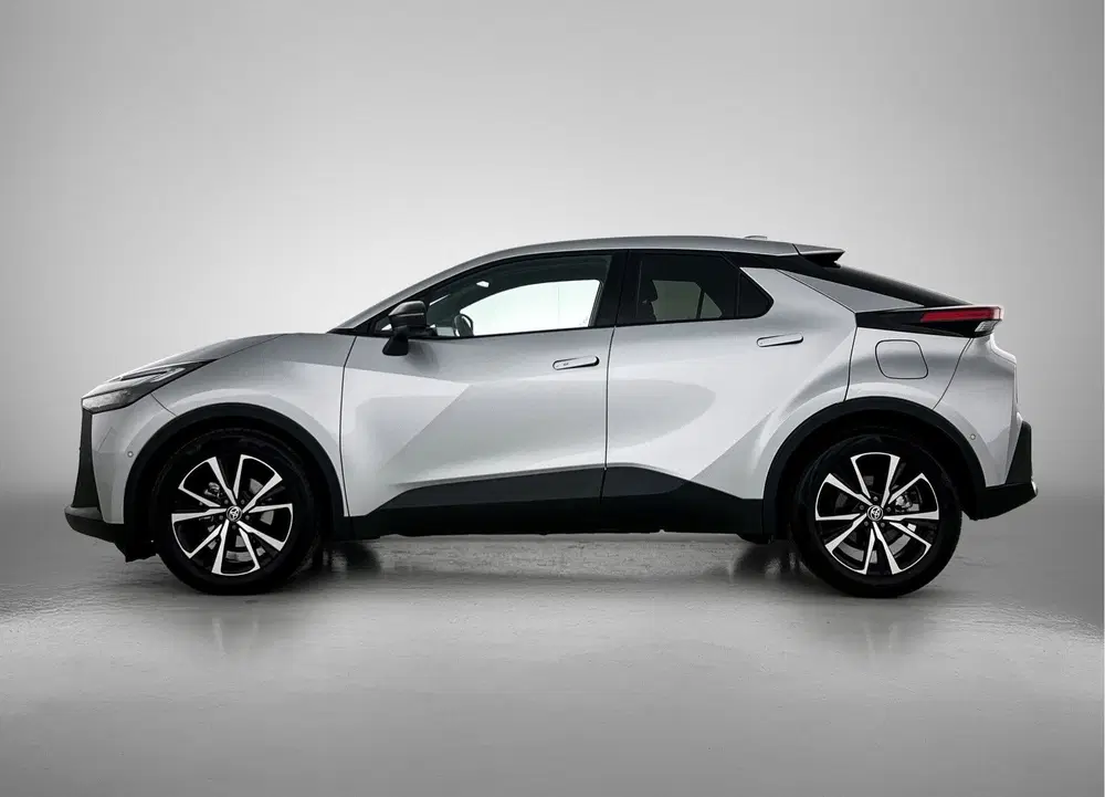 Toyota C-Hr 1.8 Hybrid 140 First Edition uit 2025, foto 3