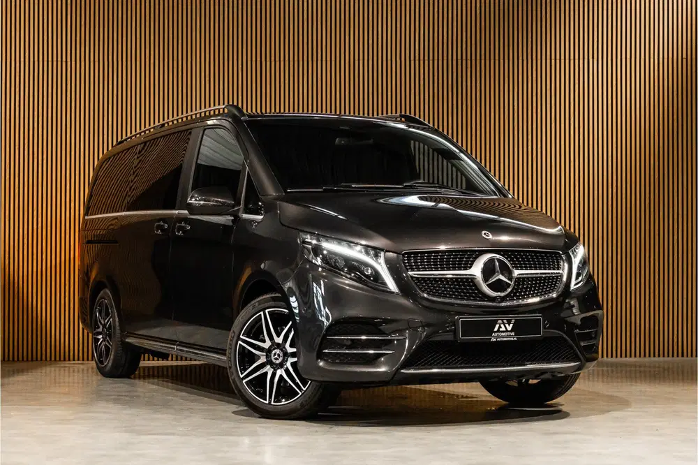 Mercedes-Benz V-Klasse 300d DC uit 2024, foto 2