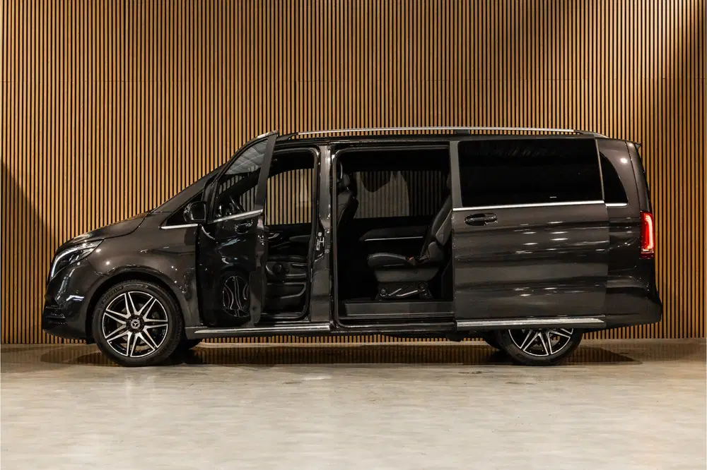 Mercedes-Benz V-Klasse 300d DC uit 2024, foto 5