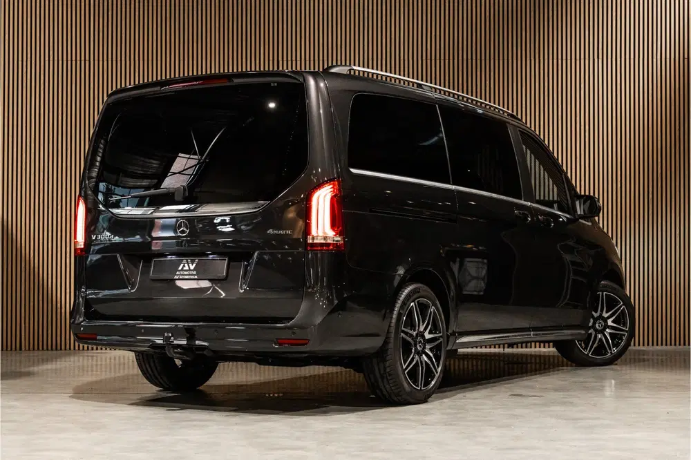 Mercedes-Benz V-Klasse 300d DC uit 2024, foto 8