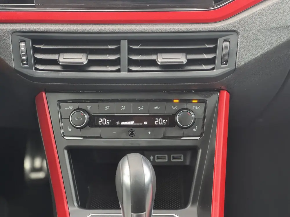 Volkswagen Polo 2.0 TSI DSG GTI | Panorama | Virtual | 18" | uit 2019, foto 17