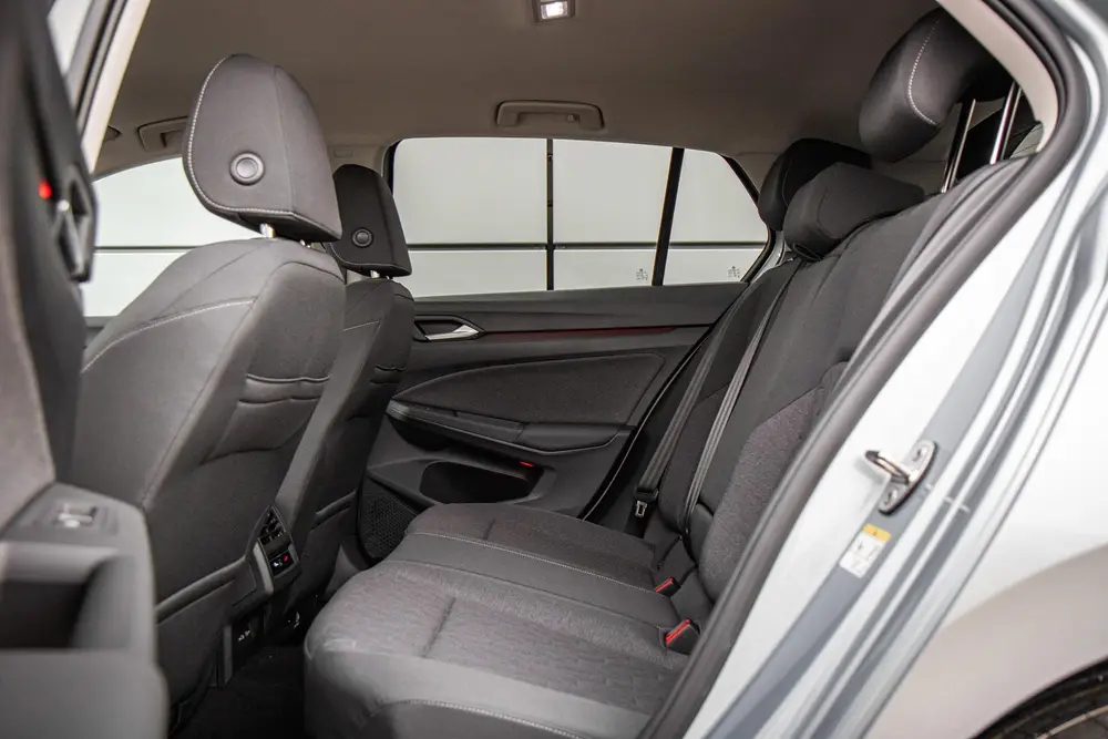 Volkswagen Golf 1.5 eHybrid 204pk Life Edition | 19" Velgen uit 2026, foto 14