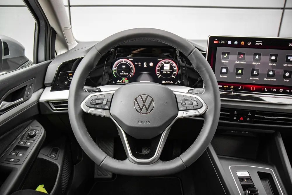 Volkswagen Golf 1.5 eHybrid 204pk Life Edition | 19" Velgen uit 2026, foto 19