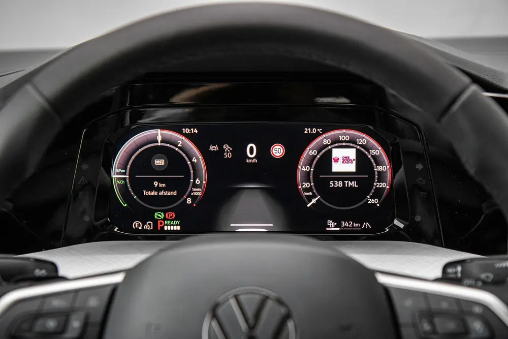 Volkswagen Golf 1.5 eHybrid 204pk Life Edition | 19" Velgen uit 2026, foto 20