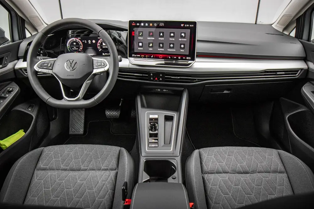 Volkswagen Golf 1.5 eHybrid 204pk Life Edition | 19" Velgen uit 2026, foto 5