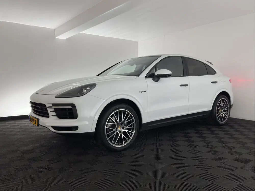Porsche Cayenne Cayenne Coupé 3.0 E-Hybrid (Plug-in) Aut. uit 2020, foto 3