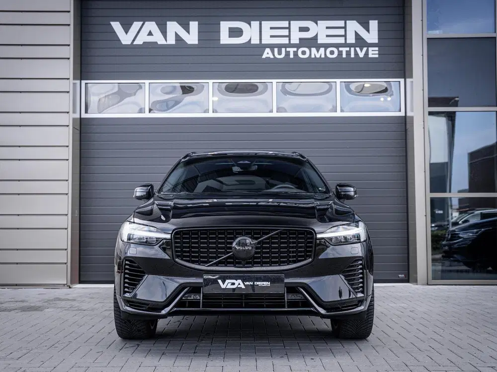 Volvo XC60 2.0 T6 Plug-in hybrid AWD Plus Bright uit 2024, foto 3