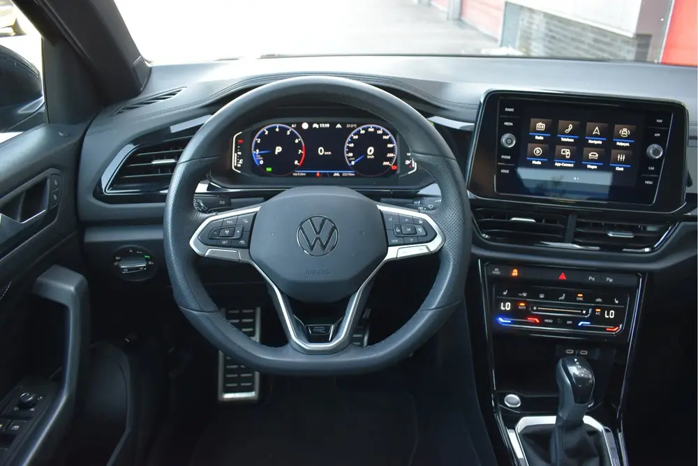 Volkswagen T-Roc 1.5 TSI R-Line Black Style LED grill, Adapt uit 2025, foto 4