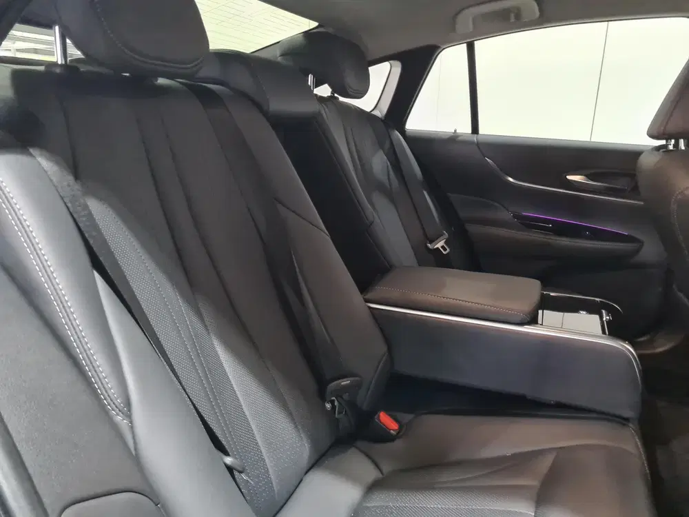 Toyota Mirai Prestige Waterstof uit 2022, foto 17