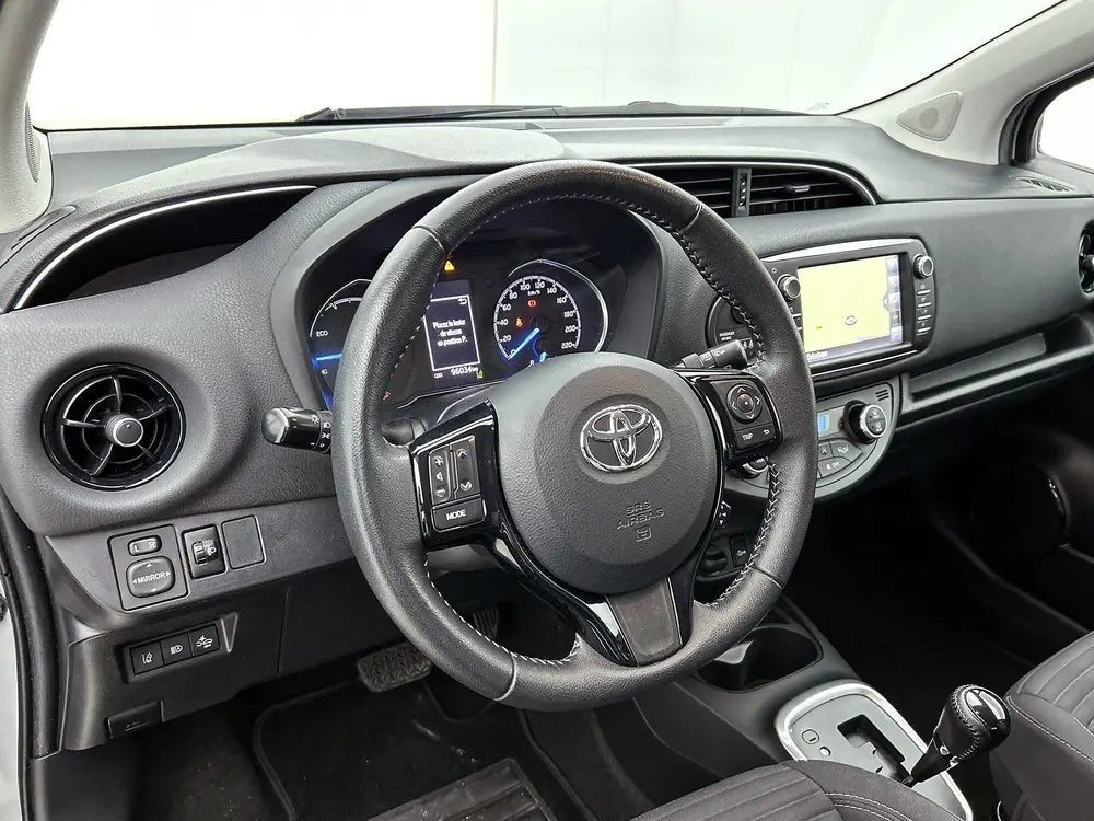 Toyota Yaris 1.5 Hybrid Design | Achteruitrijcamera | Naviga uit 2019, foto 19
