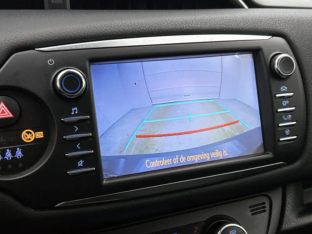 Toyota Yaris 1.5 Hybrid Design | Achteruitrijcamera | Naviga uit 2019, foto 9