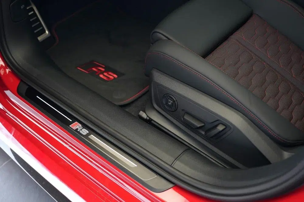 Audi RS5 RS5 AVANT E-HYBRID uit 2026, foto 14