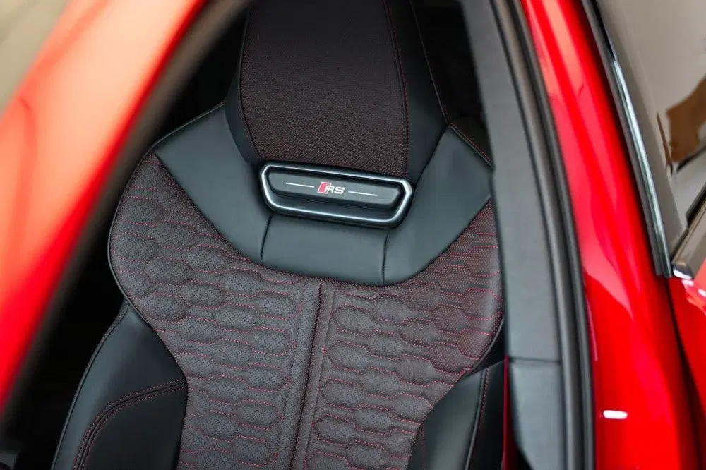 Audi RS5 RS5 AVANT E-HYBRID uit 2026, foto 6