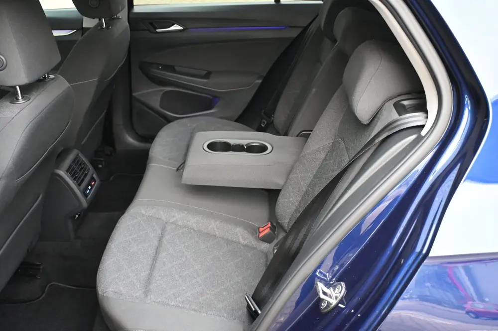 Volkswagen Golf 1.5 TSI Style, Carplay, Stoel/Stuurverw., PD uit 2020, foto 5