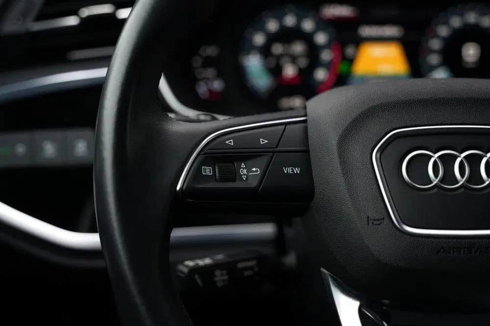 Audi Q3 45 TFSI E S EDITION uit 2021, foto 14