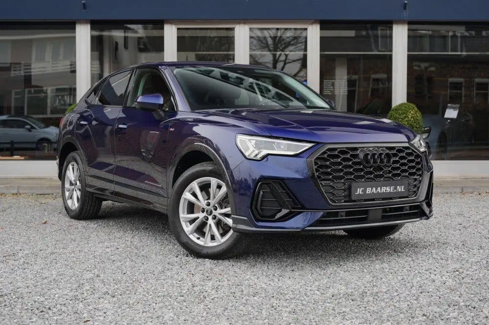 Audi Q3 45 TFSI E S EDITION uit 2021, foto 3
