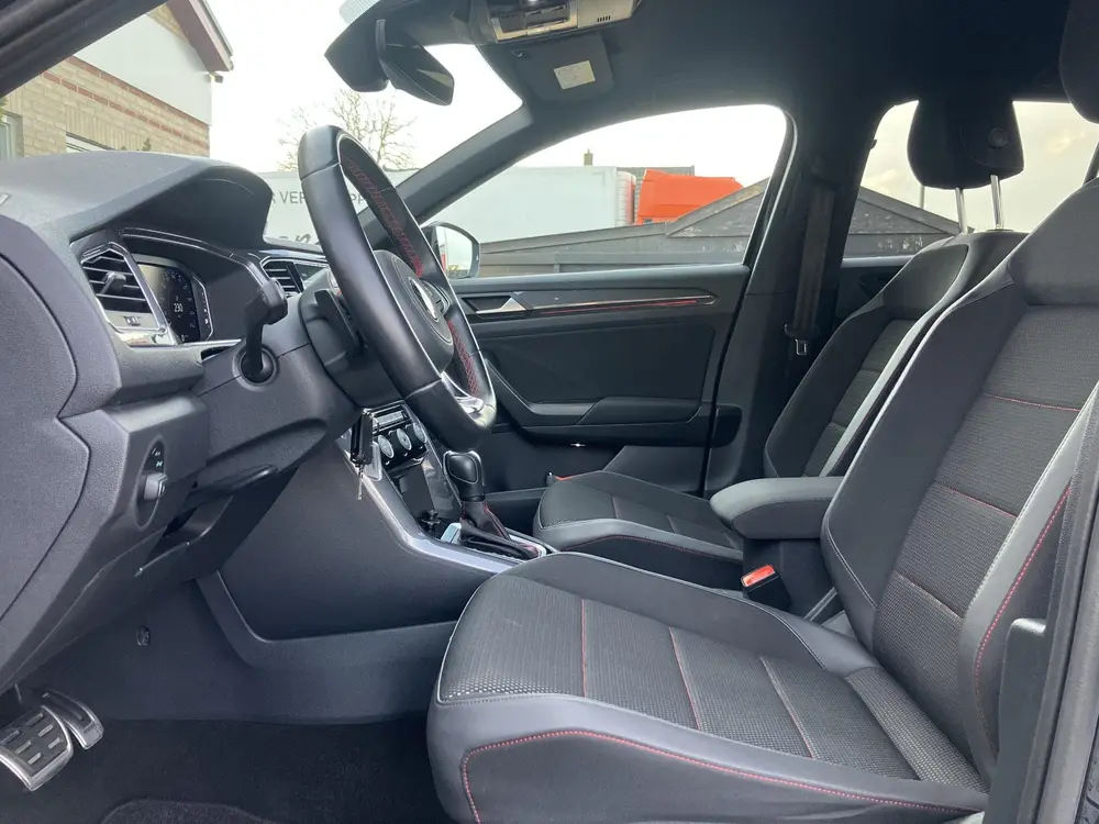 Volkswagen T-Roc 1.5 TSI Sport | R-Line | NAP | Leder | Came uit 2022, foto 5