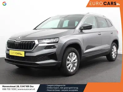 Skoda Karoq 1.5 TSI 150pk DSG Ambition Navigatie Apple uit 2024