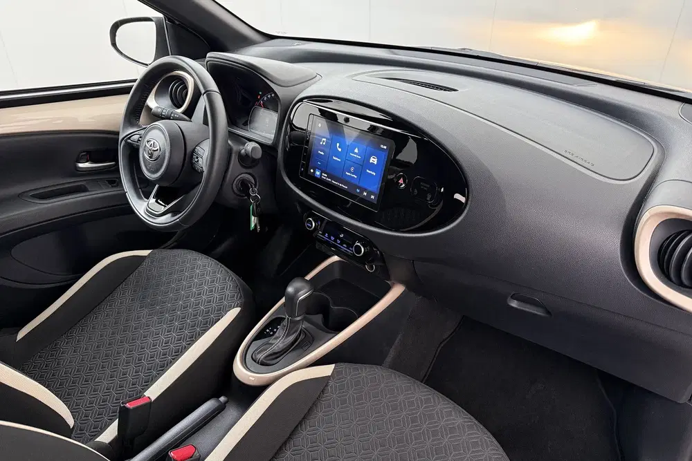 Toyota Aygo X 1.0 Aut. VVT-i S-CVT Play Camera Carplay A uit 2025, foto 15