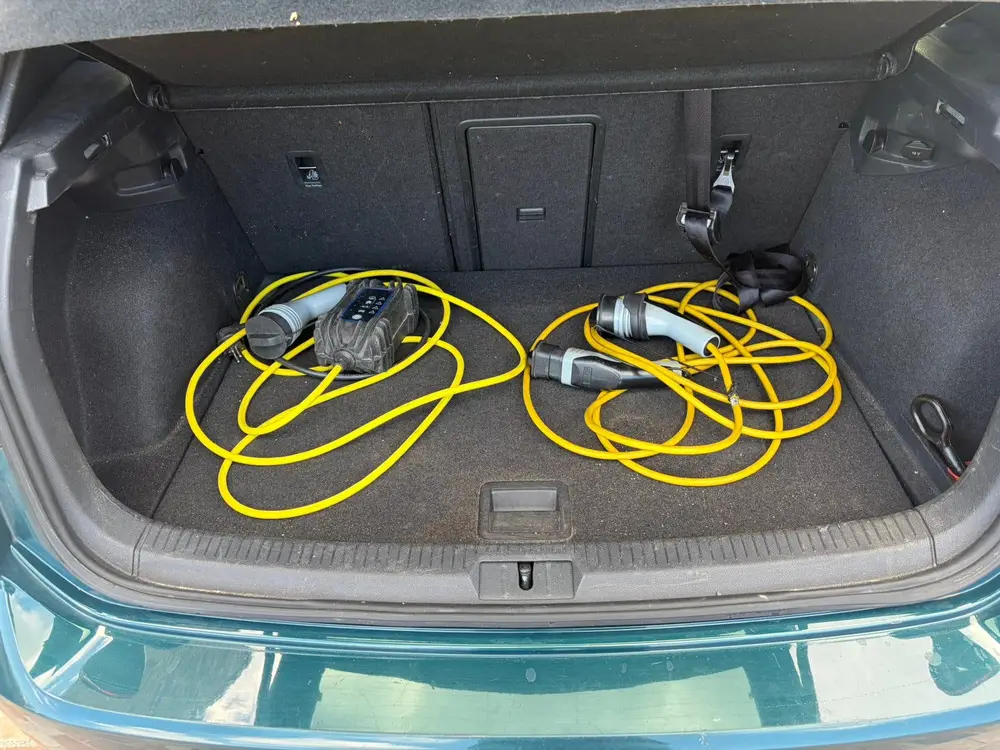 Volkswagen Golf e-Golf 36 kWh 136 pk Automaat 2019 Peacock Groen uit 2019, foto 15
