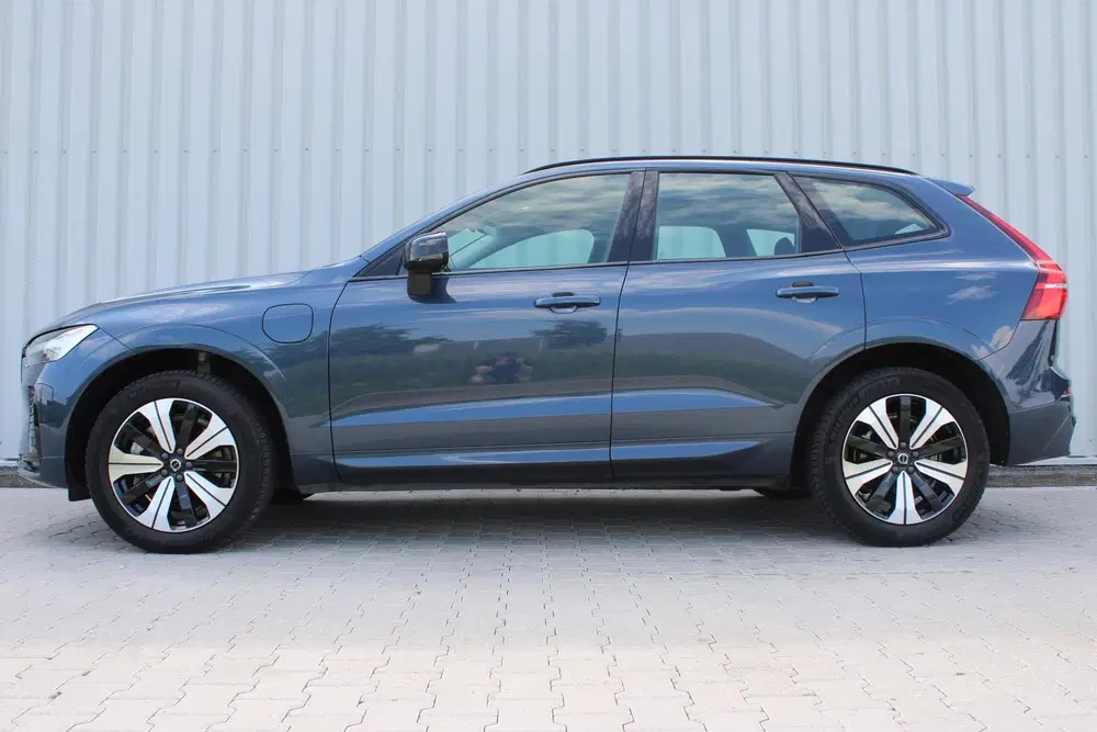 Volvo XC60 2.0 T6 Plug-in hybrid AWD Plus Dark uit 2023, foto 13