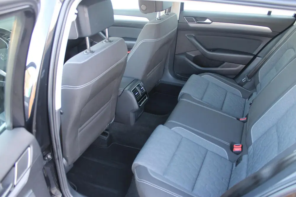 Volkswagen Passat Variant 1.5 TSI Business | Incl. 12 maande uit 2022, foto 16