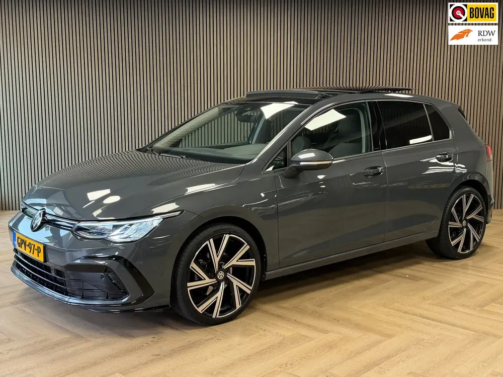 Volkswagen Golf 2.0 TDI R-Line Business AUT. PANO TREKHAAK A uit 2023