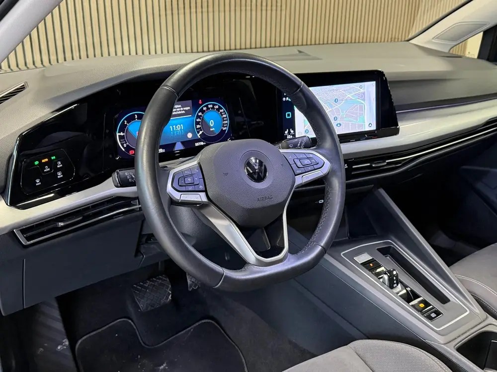 Volkswagen Golf 2.0 TDI R-Line Business AUT. PANO TREKHAAK A uit 2023, foto 14