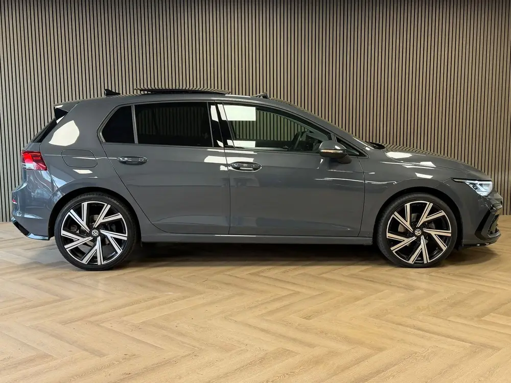Volkswagen Golf 2.0 TDI R-Line Business AUT. PANO TREKHAAK A uit 2023, foto 4