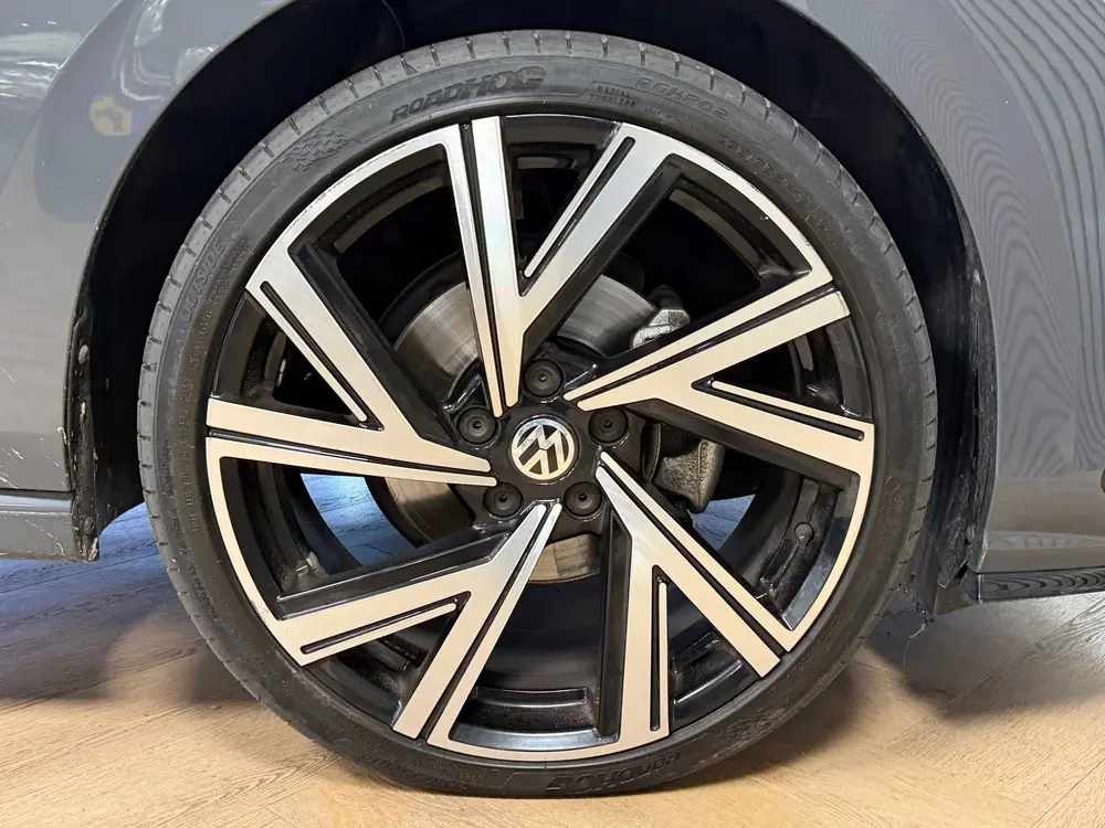 Volkswagen Golf 2.0 TDI R-Line Business AUT. PANO TREKHAAK A uit 2023, foto 8