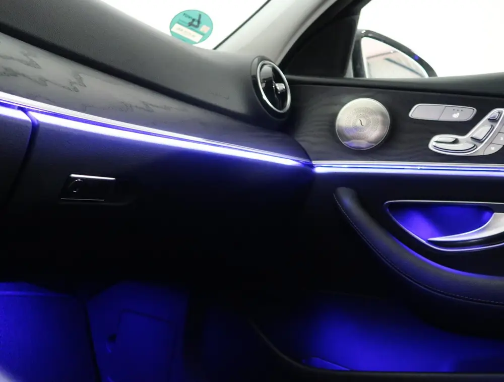 Mercedes-Benz E-Klasse 200 AMG SPORT AUT9 + BURMESTER uit 2019, foto 11