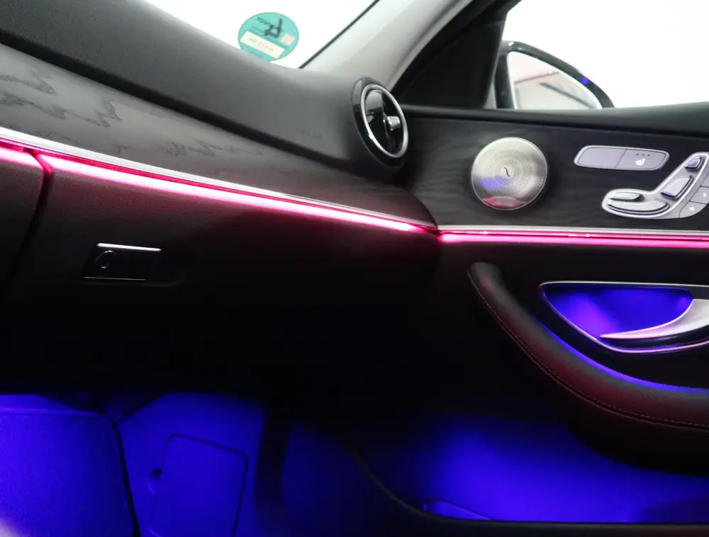 Mercedes-Benz E-Klasse 200 AMG SPORT AUT9 + BURMESTER uit 2019, foto 12