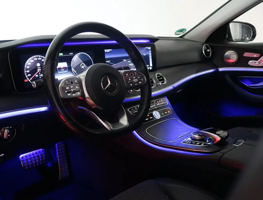 Mercedes-Benz E-Klasse 200 AMG SPORT AUT9 + BURMESTER uit 2019, foto 13