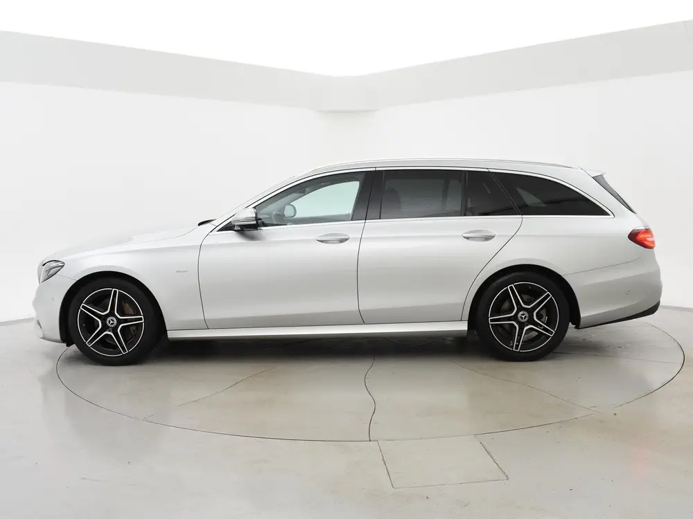 Mercedes-Benz E-Klasse 200 AMG SPORT AUT9 + BURMESTER uit 2019, foto 17