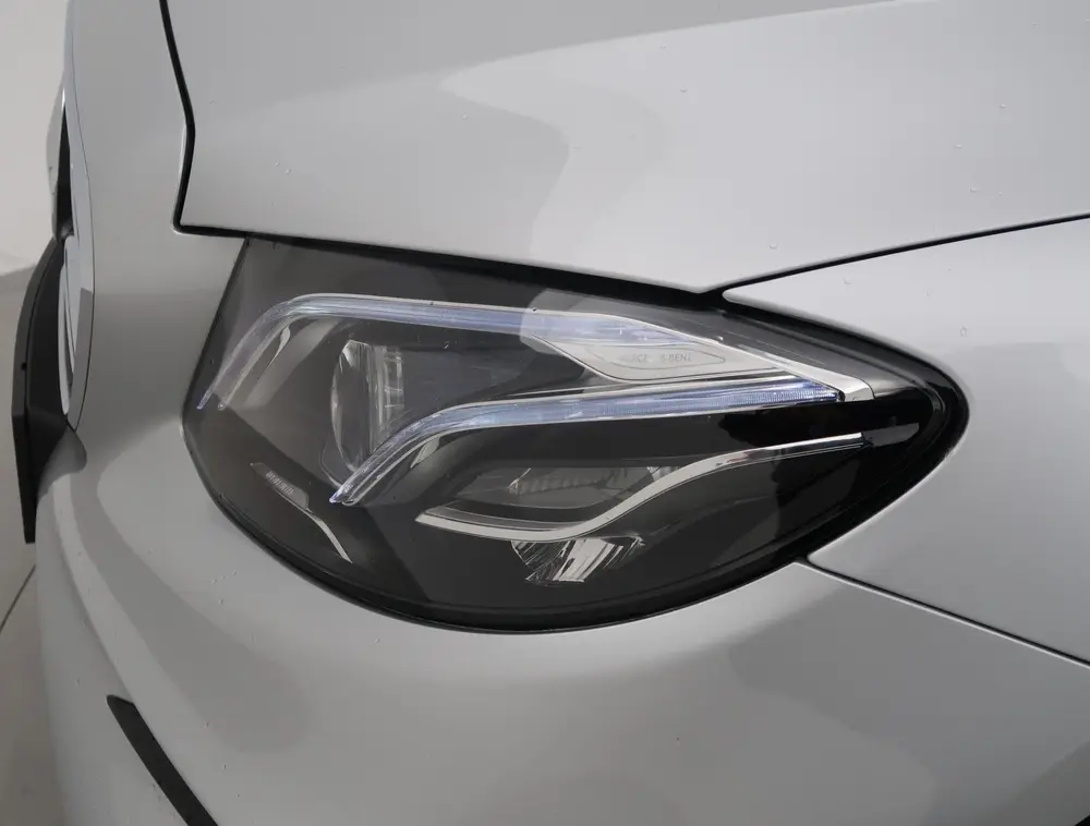 Mercedes-Benz E-Klasse 200 AMG SPORT AUT9 + BURMESTER uit 2019, foto 18
