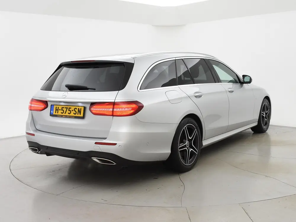 Mercedes-Benz E-Klasse 200 AMG SPORT AUT9 + BURMESTER uit 2019, foto 2