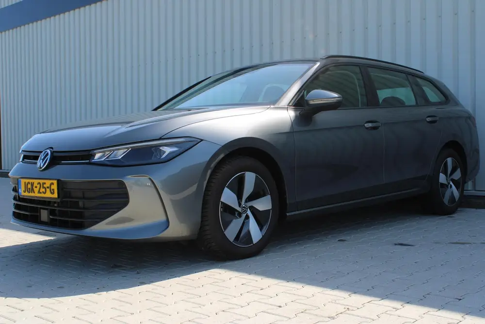 Volkswagen Passat Variant 1.5 eTSI 150 pk | Incl. 12 maanden uit 2024, foto 17