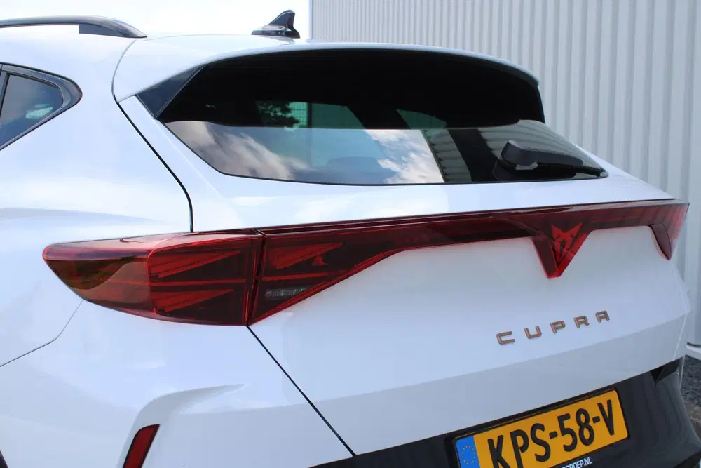 Cupra Formentor 1.5 TSI e-Hybrid Business uit 2025, foto 12