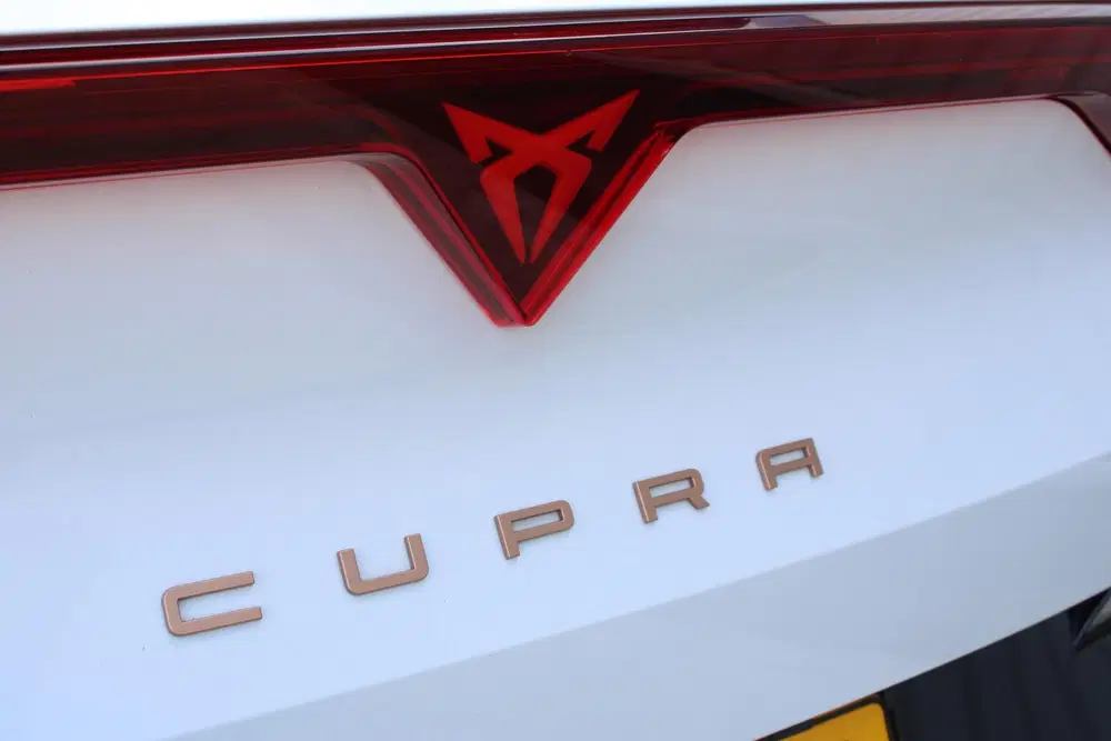 Cupra Formentor 1.5 TSI e-Hybrid Business uit 2025, foto 14